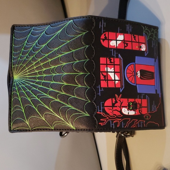 Haunted house shaped purse NEW - Picture 2 of 5